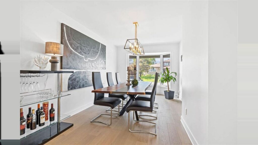 The Larkin custom home, dining room, Ottawa