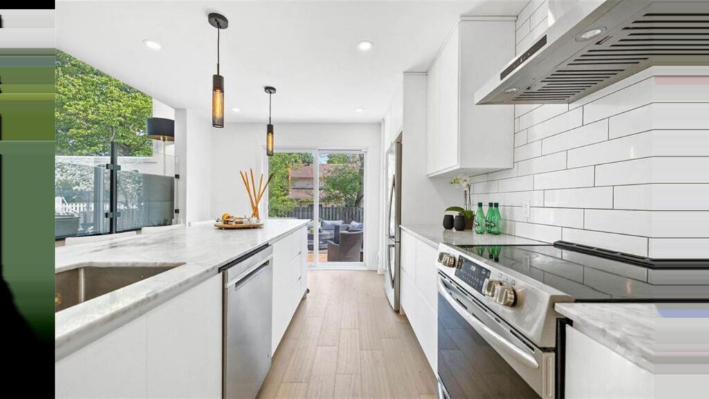 The Larkin custom home, kitchen, Ottawa