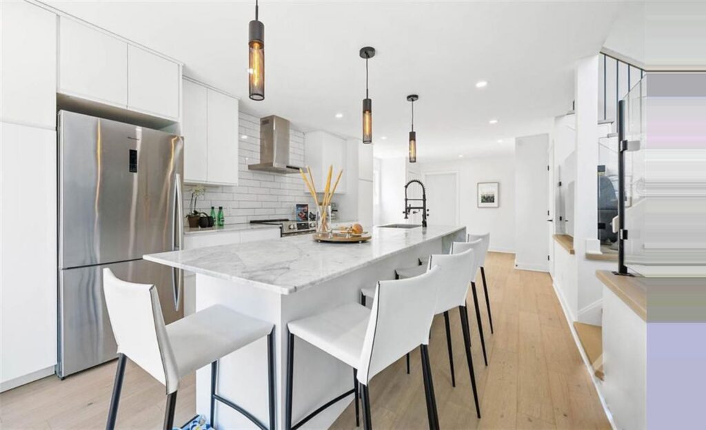 The Larkin custom home, kitchen, Ottawa